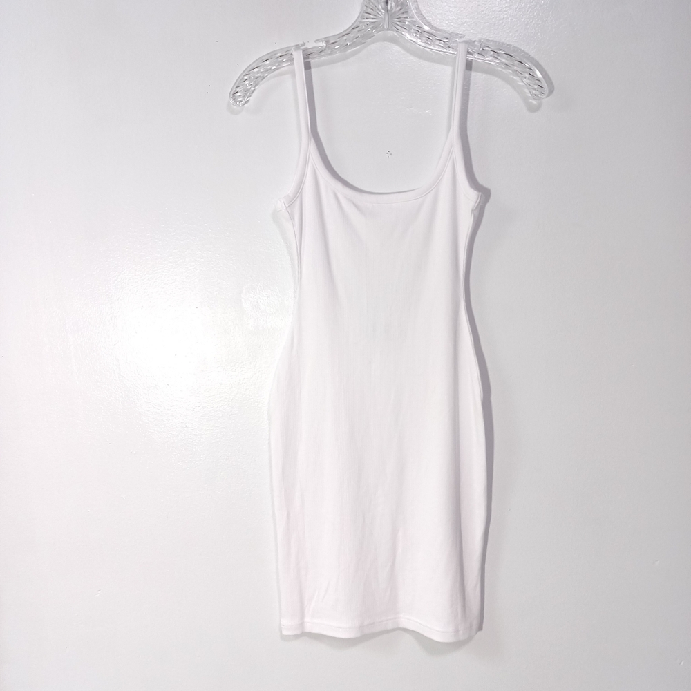Elegant White Mini Dress